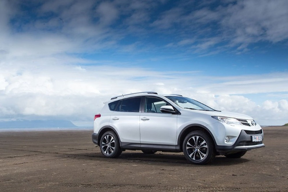 Comparing Compact, Midsize, and Full-Size SUVs: Which One Suits Your Needs?