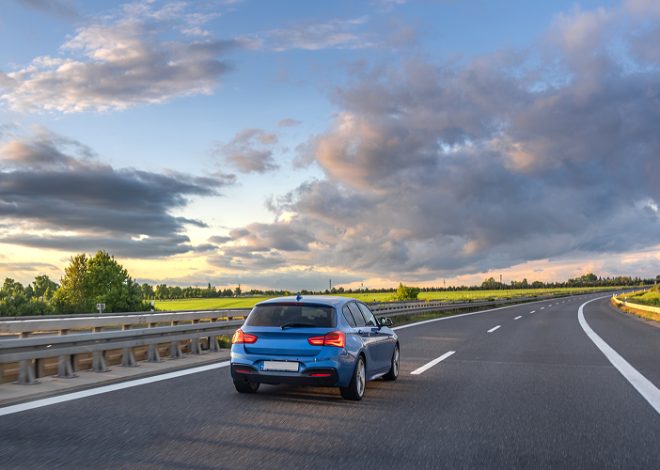 6 Benefits of Exploring Parallel Car Importers vs Traditional Dealerships in Singapore