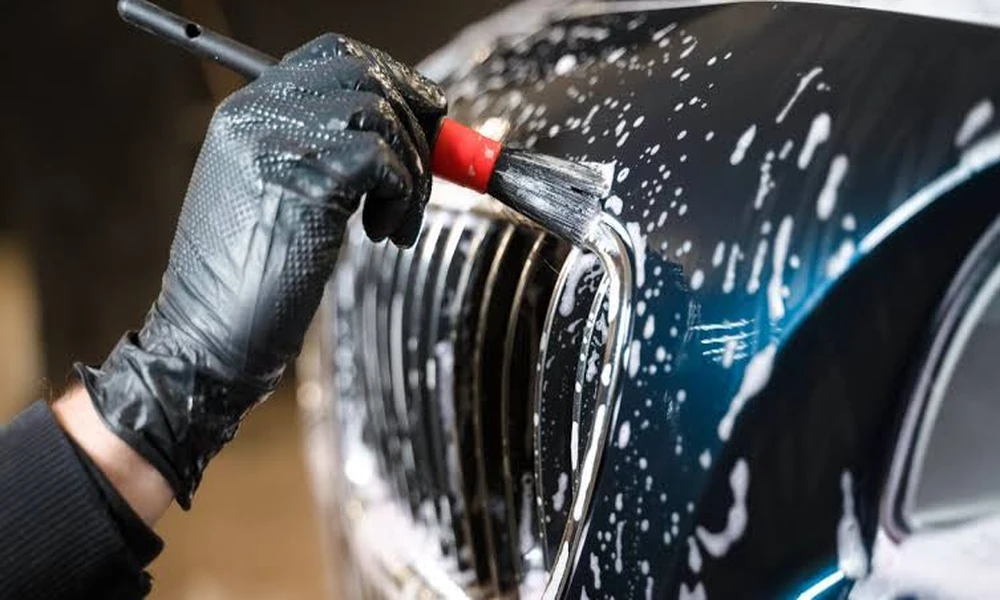 Mobile Detailing vs. Shop Detailing: Which Is Better for Your Car?